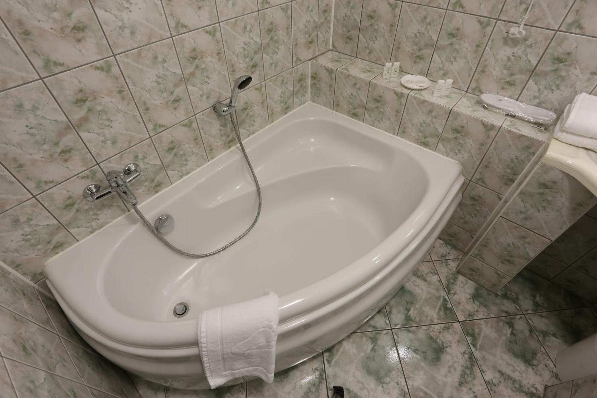 Hotel Ior Poznan Habitación foto