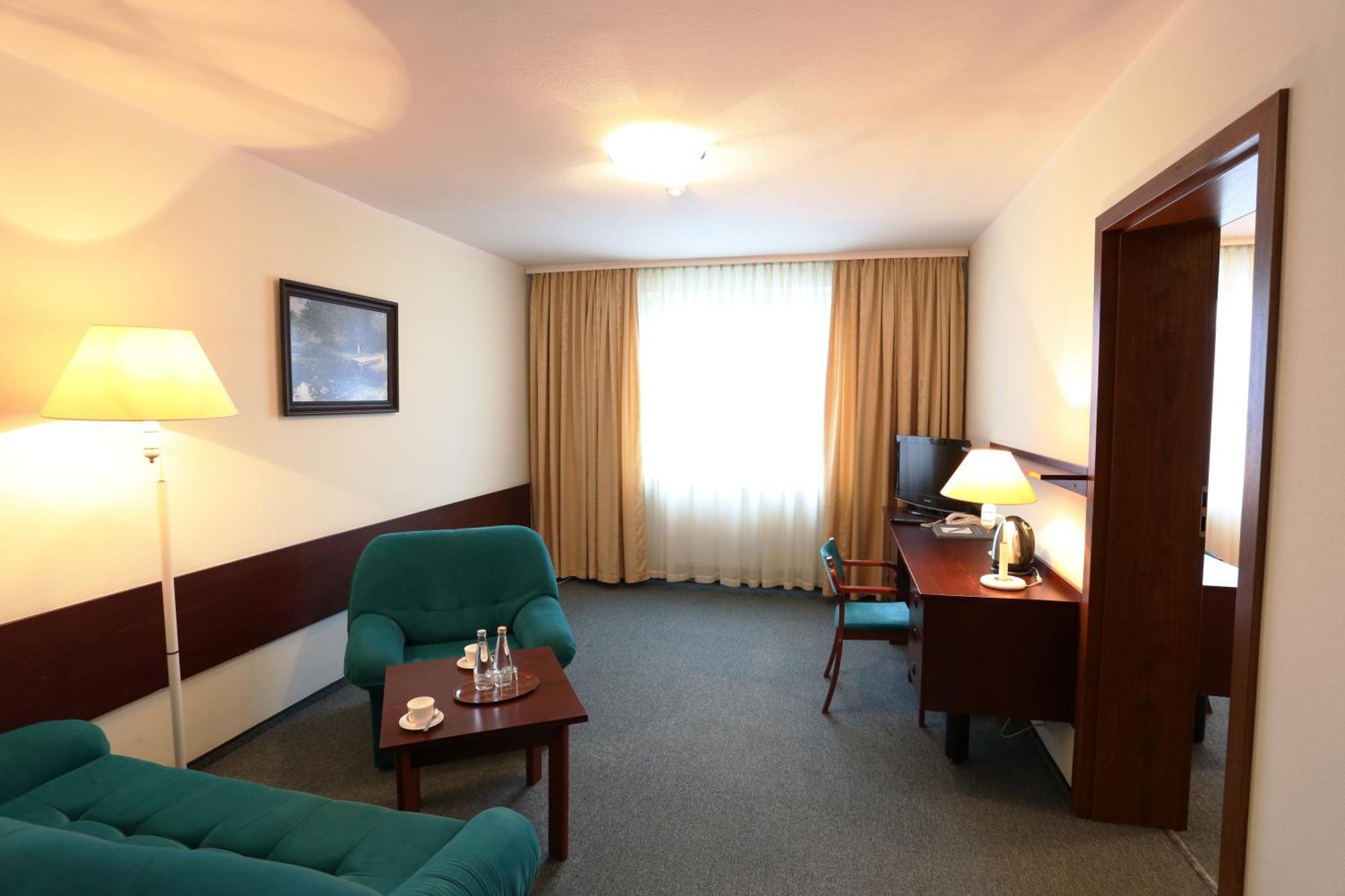 Hotel Ior Poznan Habitación foto