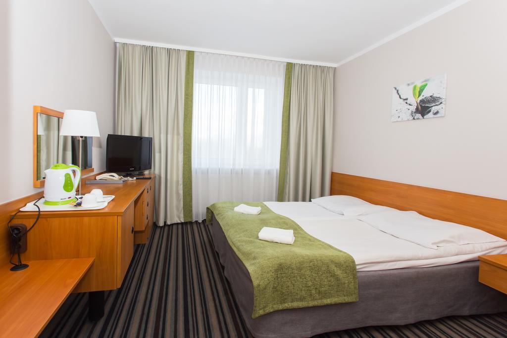 Hotel Ior Poznan Exterior foto